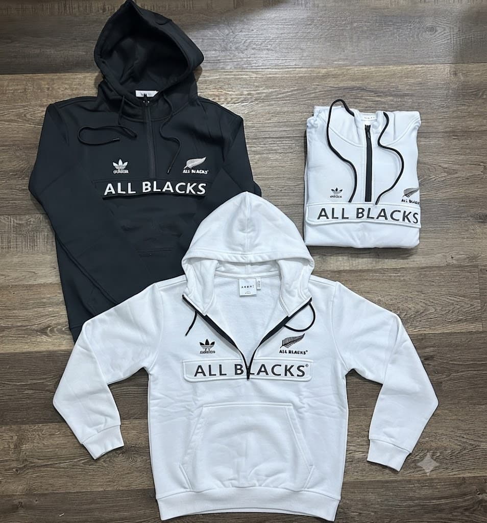 Adidas All Blacks Hoodie imagen principal